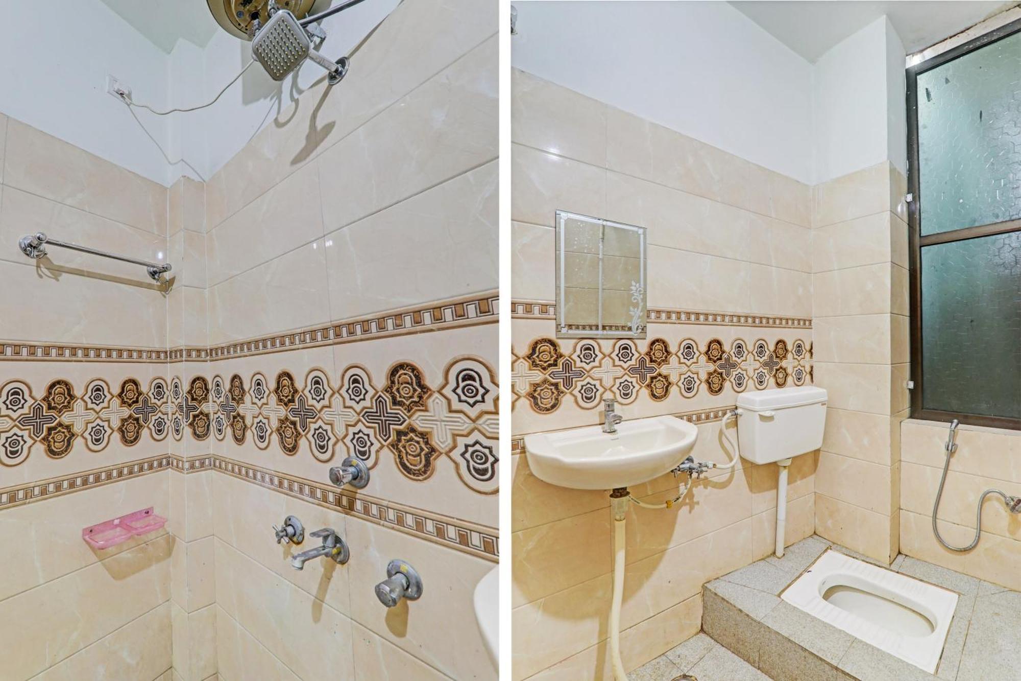Hotel O Home Singhs Delight Варанаси Екстериор снимка